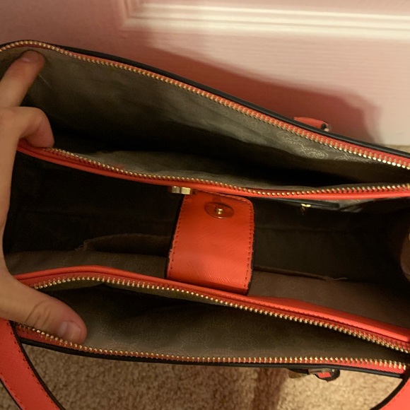 Hot pink Michael Kors purse - Picture 3 of 5